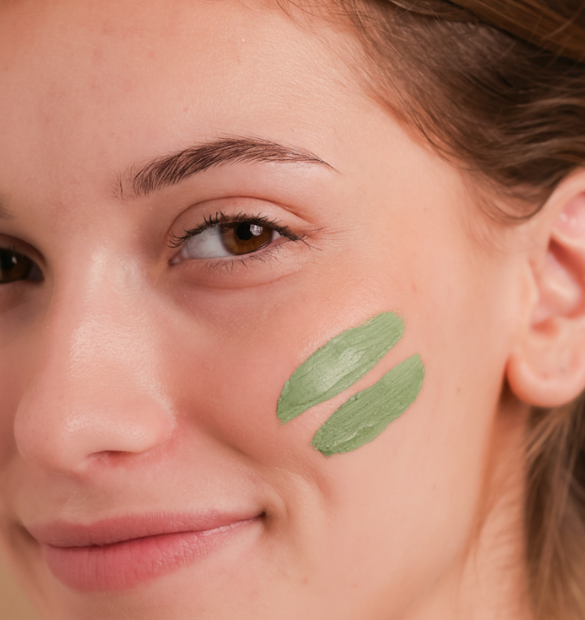 Green clay mask
